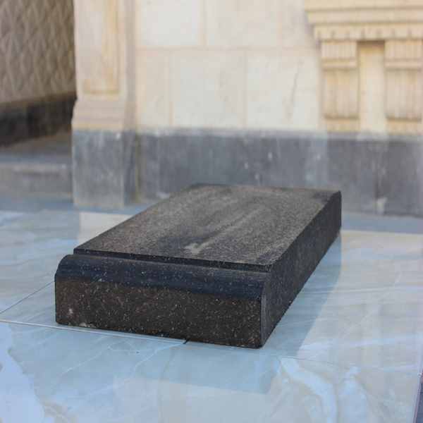 bazalt, bazalt bordür , bazalt döşeme , bazalt kaplama , mucartalı bazalt , honlu bazalt , patinatolu bazalt , küptaş , kesme küptaş , kırma küptaş , bazalt kumu , bazalt engelli taşı , bazalt duba