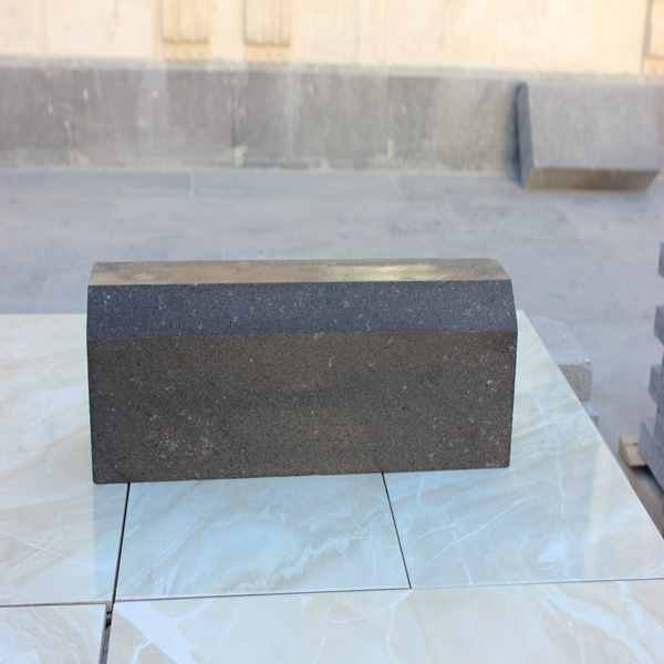 bazalt, bazalt bordür , bazalt döşeme , bazalt kaplama , mucartalı bazalt , honlu bazalt , patinatolu bazalt , küptaş , kesme küptaş , kırma küptaş , bazalt kumu , bazalt engelli taşı , bazalt duba