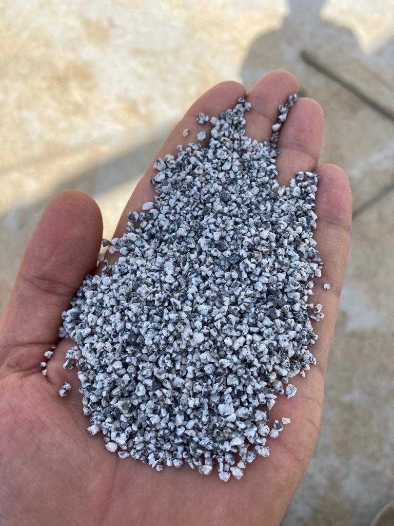 bazalt kumu , granit kumu , mozaik , mıcır , karo kumu , kilit taşı kumu , yapı kumları