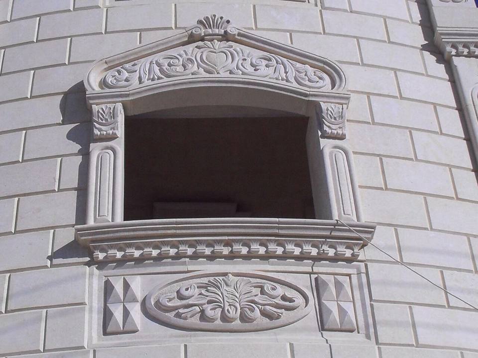 kalker , kesme yonu taşı , çeşme , şadırvan , bağ evi , villa